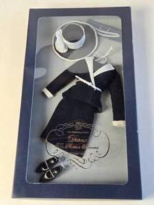 lot 265 image: Diana The Peoples Princess Doll Clothes