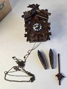 lot 268 image: Cuckoo Clock