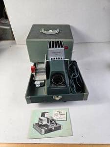 lot 278 image: Argus 300 Slide Projector - Needs Bulb