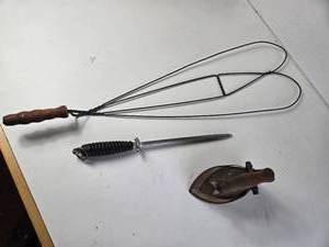 lot 291 image: Rug Beater, Sad Iron