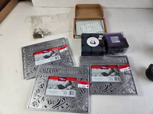 lot 308 image: Picture Frames, Coaster Picture Frames