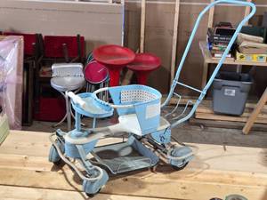 lot 358 image: Old Childrens Stroller