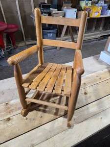 lot 362 image: Childrens Rocking Chair