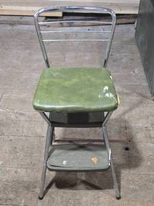 lot 364 image: Step Stool Chair