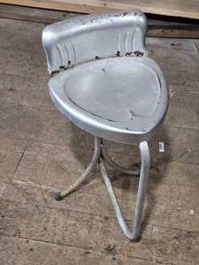 lot 366 image: Uniquely Designed Metal Stool