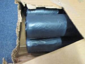 100 Earthwise 55-60 Gallon 38x58 in...