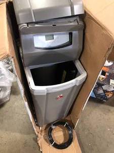 Rheem Preferred 32,000 Grain Water Softener Damaged  Customer Returns See Pictures