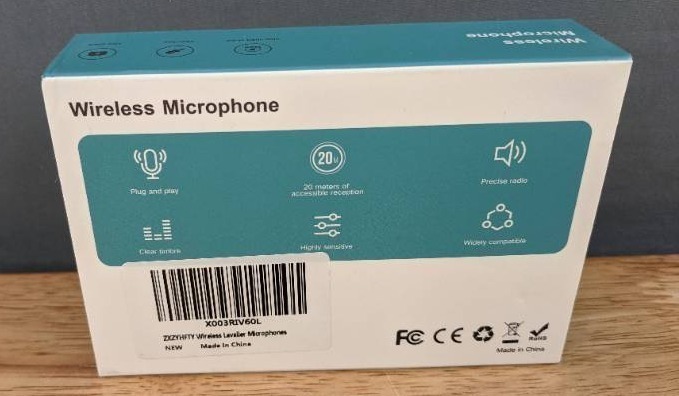 lot 50 image: 3 Brand New Wireless Microphones F