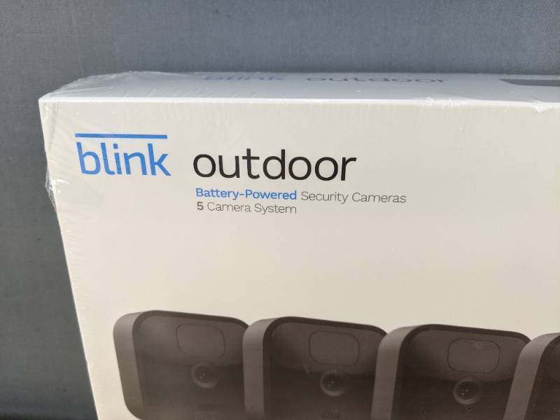 lot 5 image: Brand New Blink Wireless Outdoor 5-Camera System Y