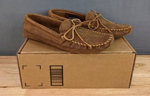 lot 59E image: Minnetonka Moccasin Mens Double Bottom Soft Sole Size 12 N