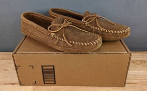 lot 35E image: Minnetonka Moccasin Double Bottom Soft Sole Mens Size 11.5 N