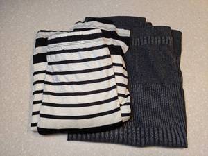 lot 403 image: New Skirts Joan Rivers Twiggy Size Small P