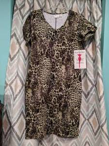 lot 416 image: New Women With Control Slimming Dress Green and Black Size Small P