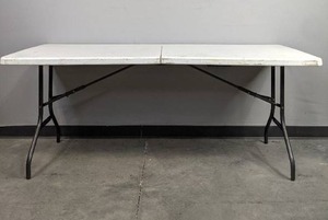 lot 236 image: Sturdy Folding Table H