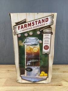lot 88A image: New Farmstand 2.5 Gallon Beverage Dispenser H