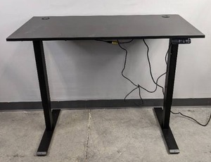 lot 18 image: New VICLLAX Electric Standing Desk Height Adjustable Table T