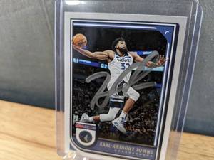 lot 24 image: 2022-23 NBA Hoops Karl Anthony Towns Autographed Minnesota Timberwolves Basketball Card I