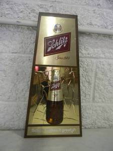 lot 12 image: VINTAGE 1979 Schlitz Beer 3D BEER BOTTLE SIGN - AWESOME OLD SCHOOL PIECE - APPROX 9 By 18 - SEE PICTURES