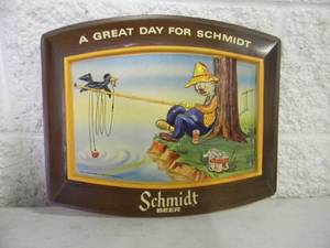 lot 18 image: VINTAGE 1977 Schmidt Beer A GREAT DAY FOR SCHMIDT Scarecrow VACUFORM SIGN - FANTASTIC OLD SCHOOL PIECE - APPROX 14 By 12 - SEE PICTURES