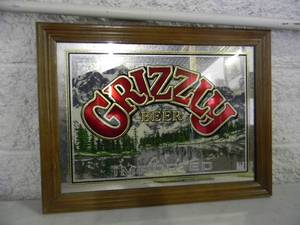 lot 21 image: VINTAGE GRIZZLY BEER BAR MIRROR  SIGN - NICE - GREAT OLD SCHOOL PIECE - APPROX 21 By 16 - SEE PICTURES