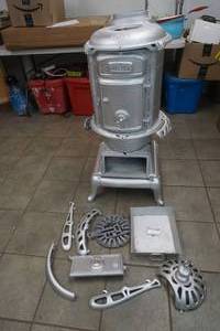 Cast Iron Pot Belly Stove NO 17 (some assembly needed