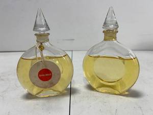lot 200 image: TWO GLASS BOTTLES OF VINTAGE SHALIMER GUERLAIN EAU DE COLOGNE