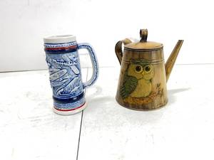 lot 203 image: VINTAGE OWL DESIGN TIN POT SIGNED AND AVON MUG