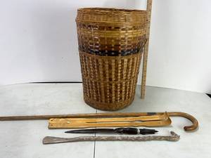 lot 50 image: VINTAGE WOOD CANE, AFRICAN WOOD LETTER OPENER, BACK SCRATCHERS AND WICKER BASKET