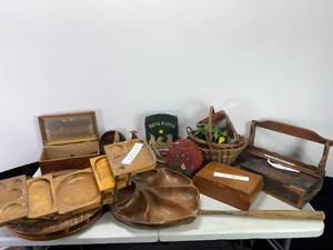 lot 69 image: WOOD LOT WITH SERVING DISHES, BOXES, FIGURES, SMALL BAT AND WICKER