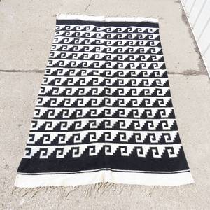 lot 48 image: Vintage Woven Natural and Black Peruvian Flat-Weave Rug or Throw