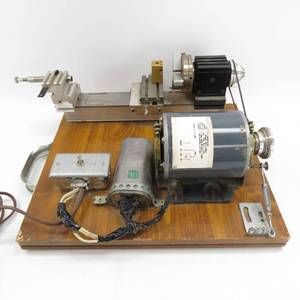 lot 72 image: WatchmakersClock Makers Micro Lathe II Model 4500