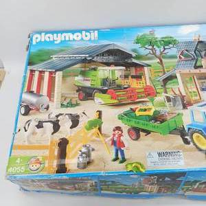 lot 122 image: Large Playmobil Playset #4055 Mega Farm Set