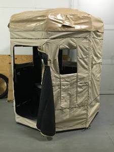 lot 9 image: Blackout Blade N Bullet Ground Blind