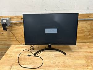 lot 68 image: LG 27QN600-B Monitor
