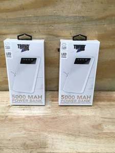 lot 63 image: Lot of 2 - Trend Zone 5000 MAH Power Banks