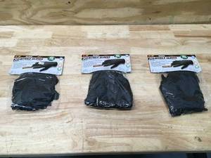 lot 95 image: Lot of 3 - Performance Tool 20 Count Black Powder Free Nitrile Gloves Size XL