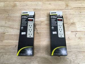 lot 117 image: Lot of 2 - DG Hardware 6 Outlet Surge Protector