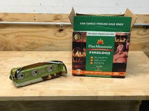 lot 152 image: Lot of 5 - Pine Mountain Firelogs