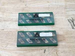 lot 189 image: Lot of 2 - Tool Flo Manufacturing Cutting Inserts Quantity 10