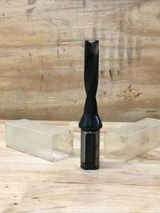 lot 200 image: Ingersoll Drill Bit Y074037C8R01
