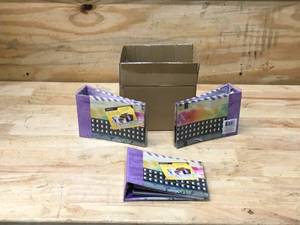lot 209 image: Lot of 15 - 2 Ring Binder Scrap Books