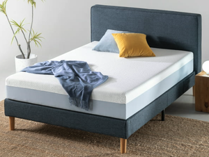 lot 18 image: Zinus 10 Gel Essential Memory Foam Mattress Queen Size
