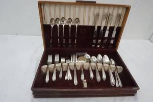 Vintage SilverwareTarnish Proof Chest