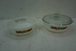 2 Anchor Hocking Baking Dishes