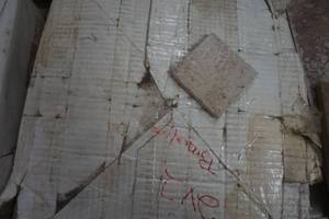 1 Box Ceramic Light Tan Tiles 2x2, & 1 Ceramic Sand Tiles 2x2