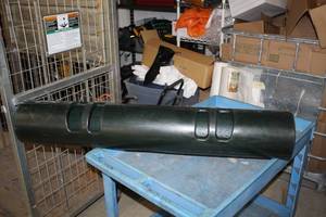 lot 754 image: Vipr 12-kg Weighted Exercise Tube