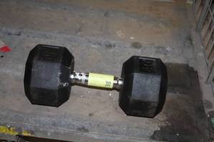 lot 772 image: Lot of (1) 40-lb Dumbbell