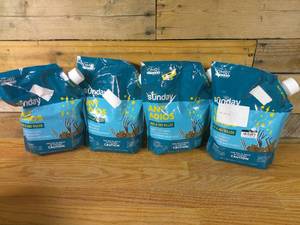 lot 109 image: Set of 4 Sunday 2lbs Ant Insect and Ant Killer