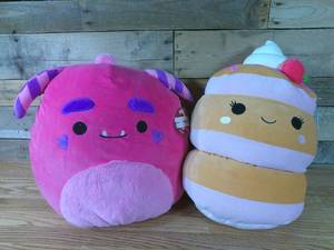 lot 184 image: Set of 2 Squishmallows Large Super Soft Plushies