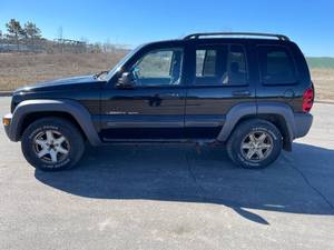 2003 Jeep Liberty Sport - MANUAL - 2 OWNERS
